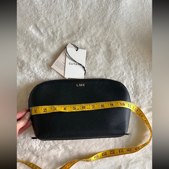 Cuyana Leather Travel Case Toiletry Bag - Picture 2 of 8